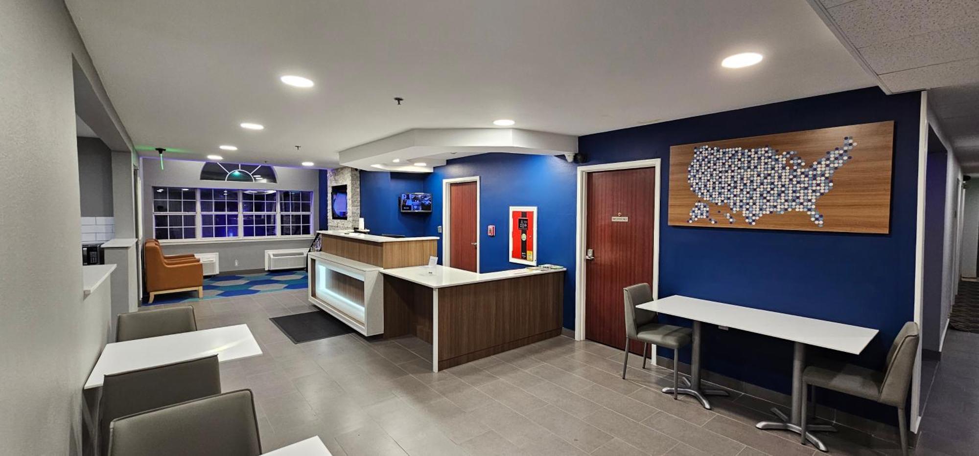 Microtel Inn & Suites By Wyndham Tulsa - Catoosa Route 66 Exterior photo
