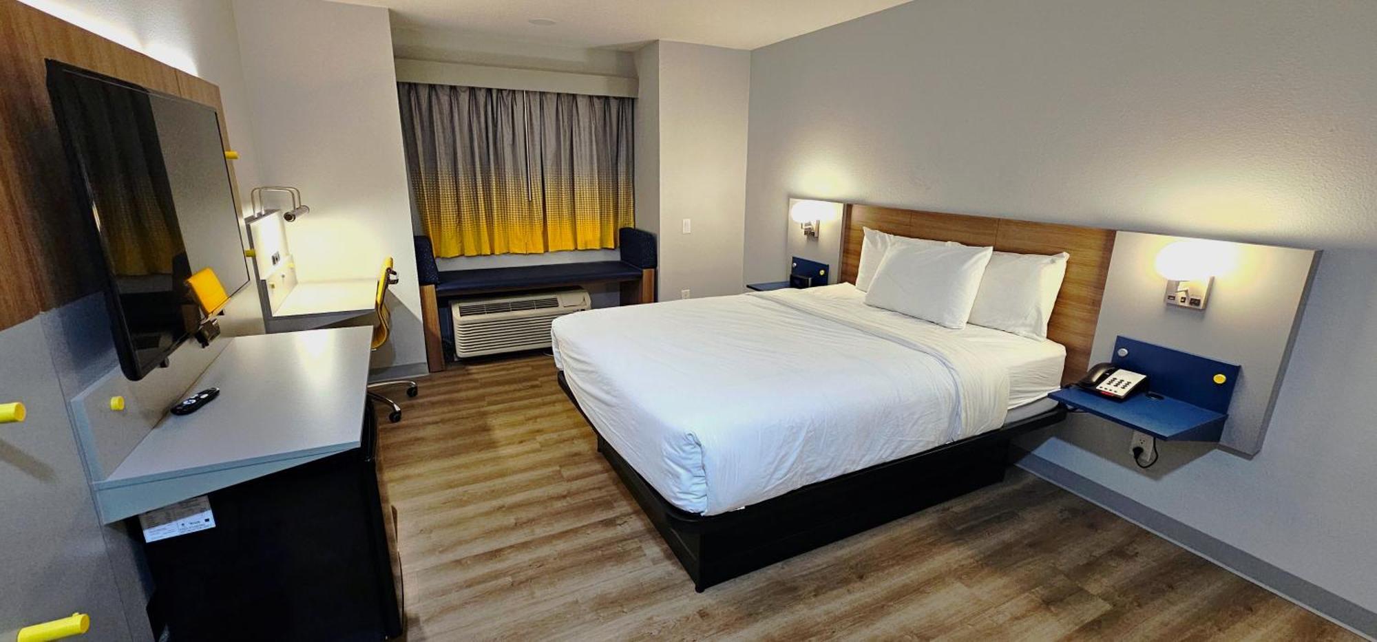 Microtel Inn & Suites By Wyndham Tulsa - Catoosa Route 66 Exterior photo