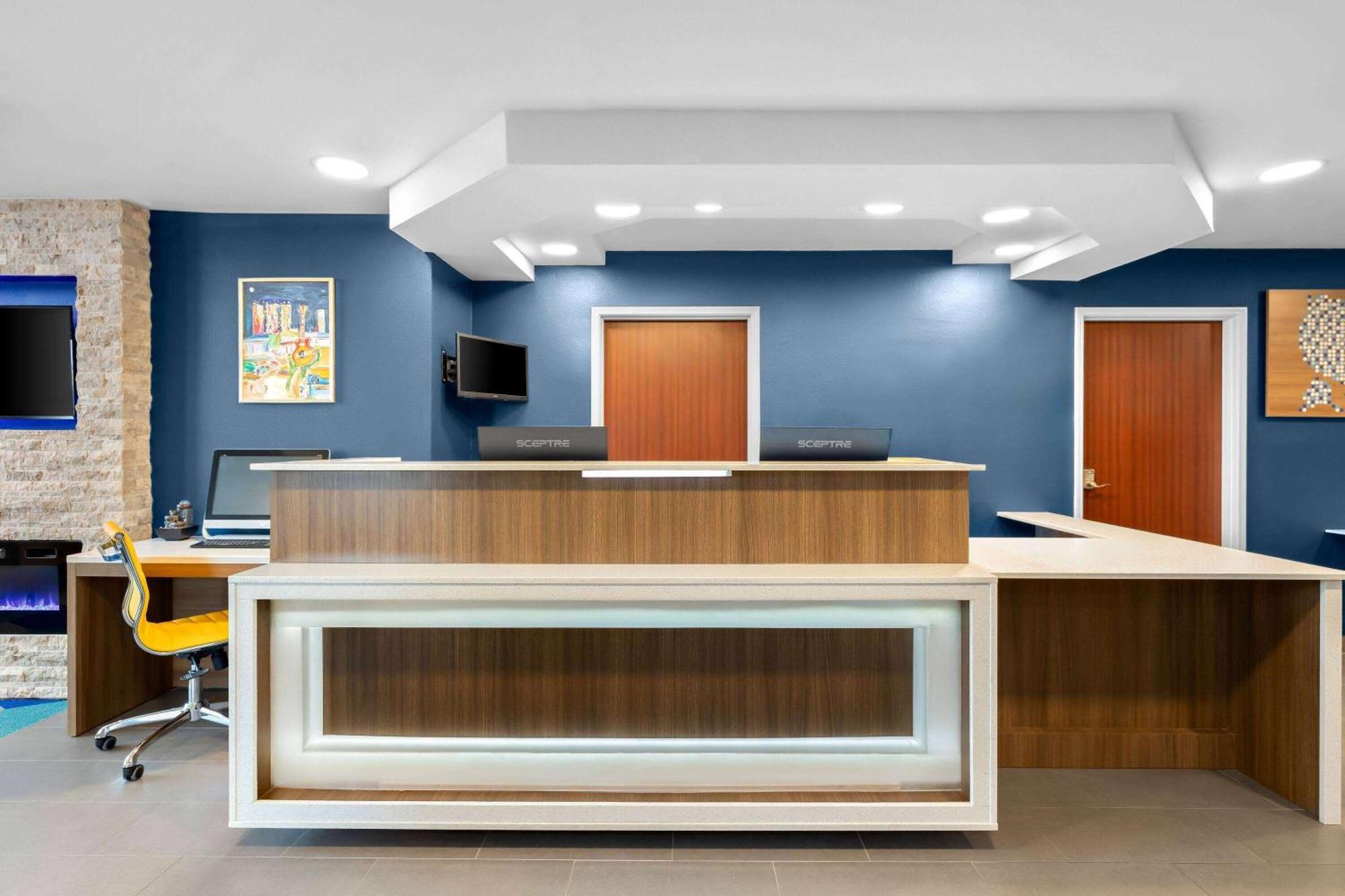 Microtel Inn & Suites By Wyndham Tulsa - Catoosa Route 66 Exterior photo